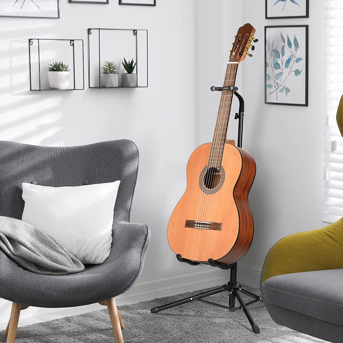 Height Adjustable Guitar Stand with Padded Foam N544