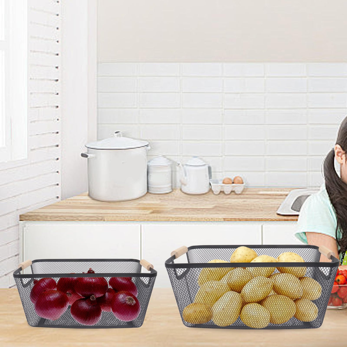 Potato and Onion Storage Bin, 2 Set Metal Mesh Baskets with Wooden Handle U448