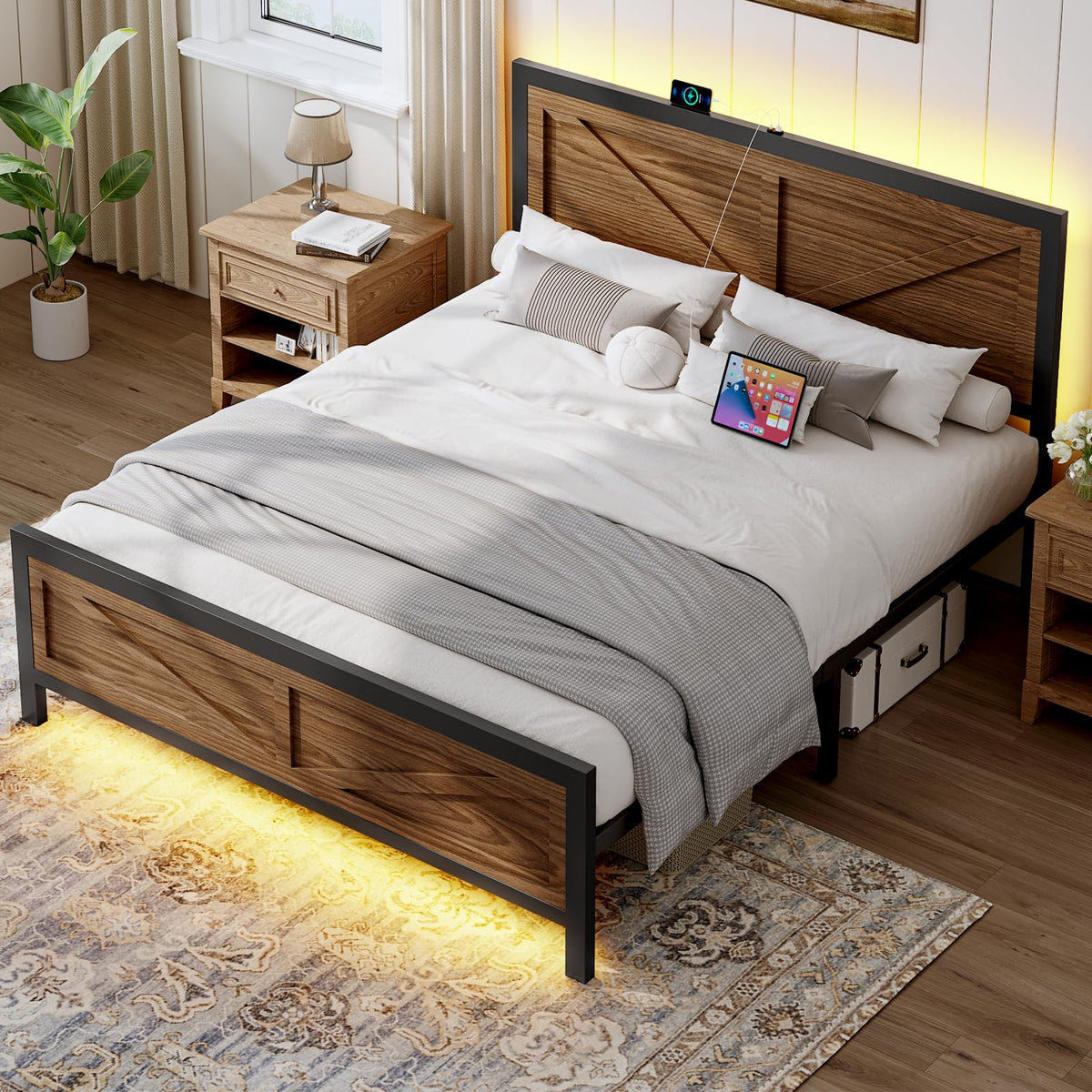 Queen Size Metal Platform Bed Frame with Storage D92533