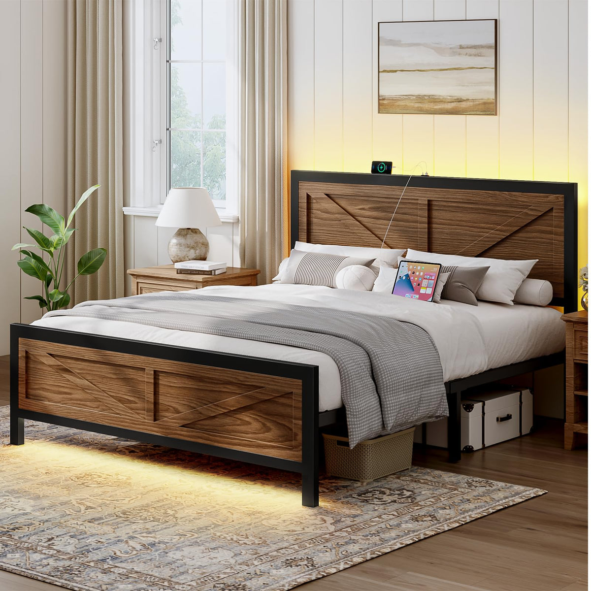 Queen Size Metal Platform Bed Frame with Storage D92533