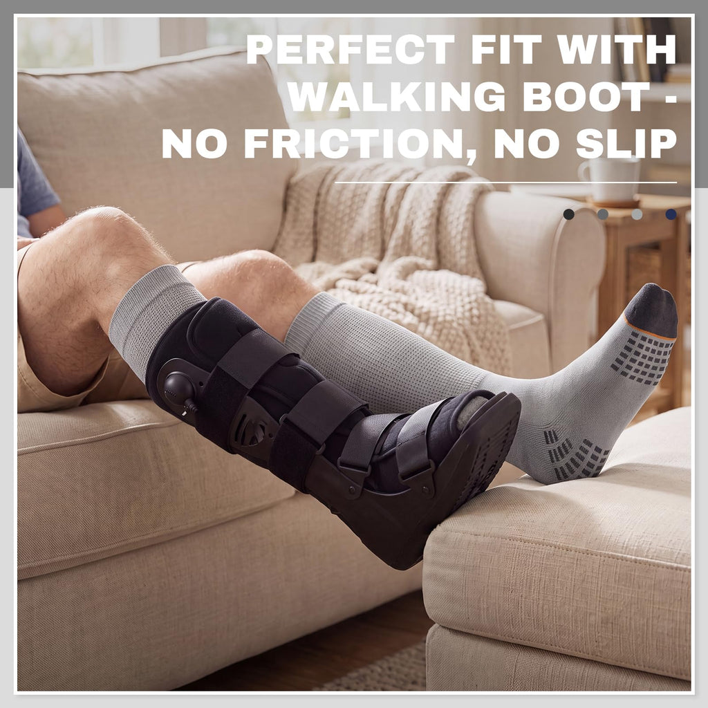 4 Pairs Walking Boot Socks D38932
