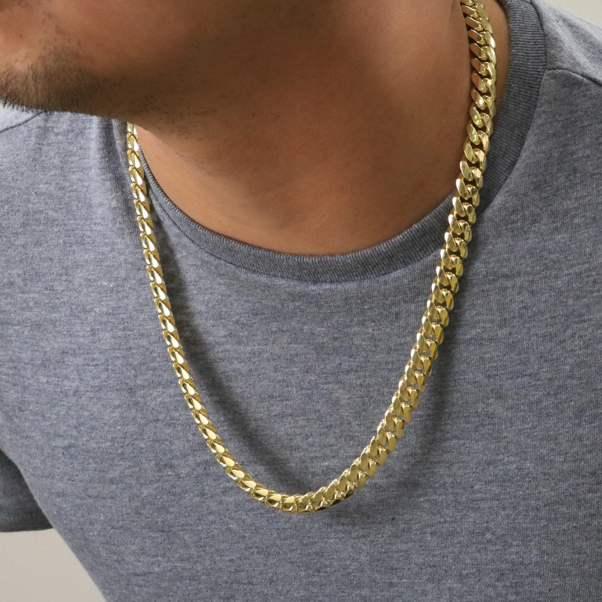 10k Yellow Gold Cuban Link Chain Necklace O7699